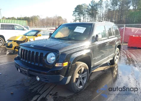 2015 Jeep Patriot High Altitude Edition z USA, uszkodzony, nr VIN 1C4NJRFB3FD382624